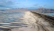 دریاچه ارومیه تا پایان تابستان ۱۰۰ درصد خشک می‌شود/بهبود شرایط شاید در زمستان