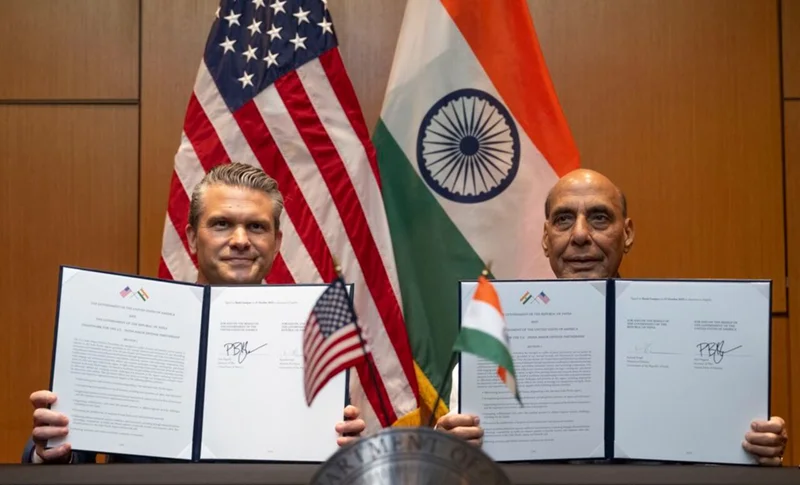 امضای توافق ۱۰ ساله دفاعی میان هند و آمریکا
