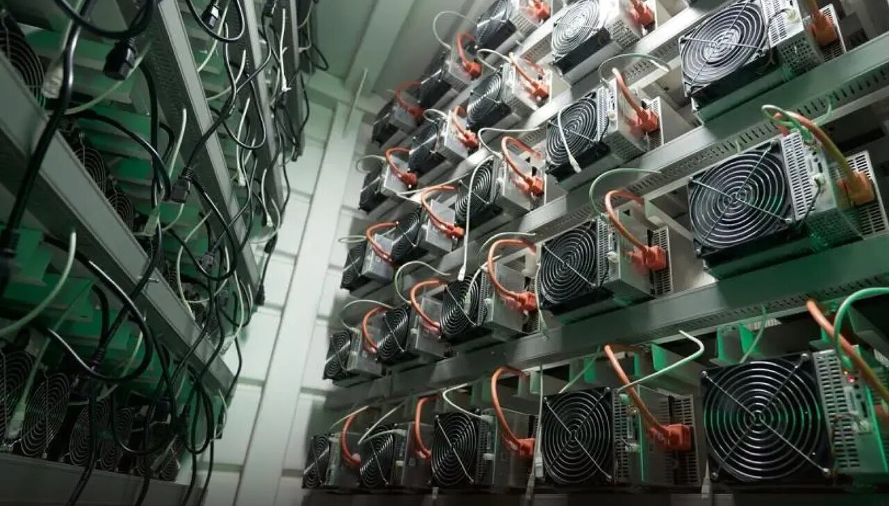 خاموشی ماینرهای غیرمجاز؛ کمک به پایداری شبکۀ برق