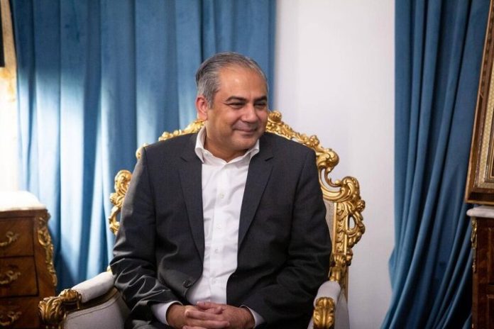 وزیر کشور پاکستان به تهران آمد