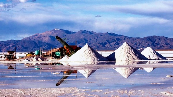 جست‌وجوی طلای سفید در ایران؛ همکاری تهران و مسکو برای کشف لیتیوم