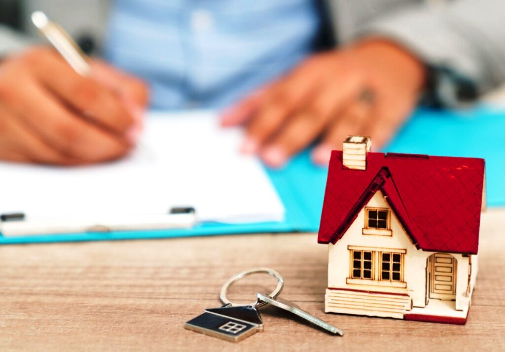 سردفتران در صف اول سنددار کردن ۲۰ میلیون ملک فاقد سند | رئیس سازمان ثبت: هوشمندسازی به‌تنهایی کافی نیست