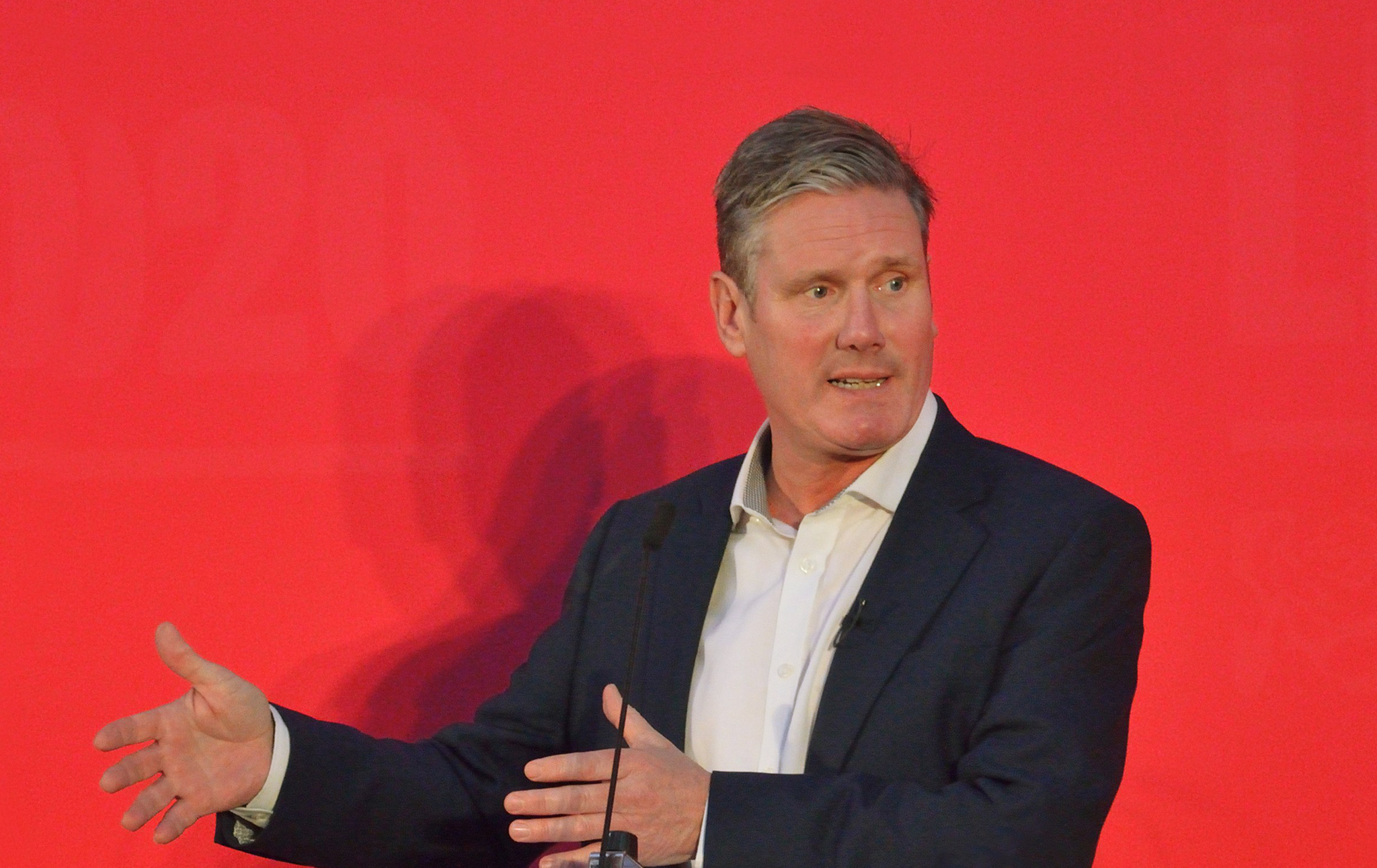 استارمر با اعلام خبرِ به رسمیت شناختن کشور فلسطین گفت: در تلاشیم تا امکان صلح و راه‌حل دو کشور را زنده نگه داریم