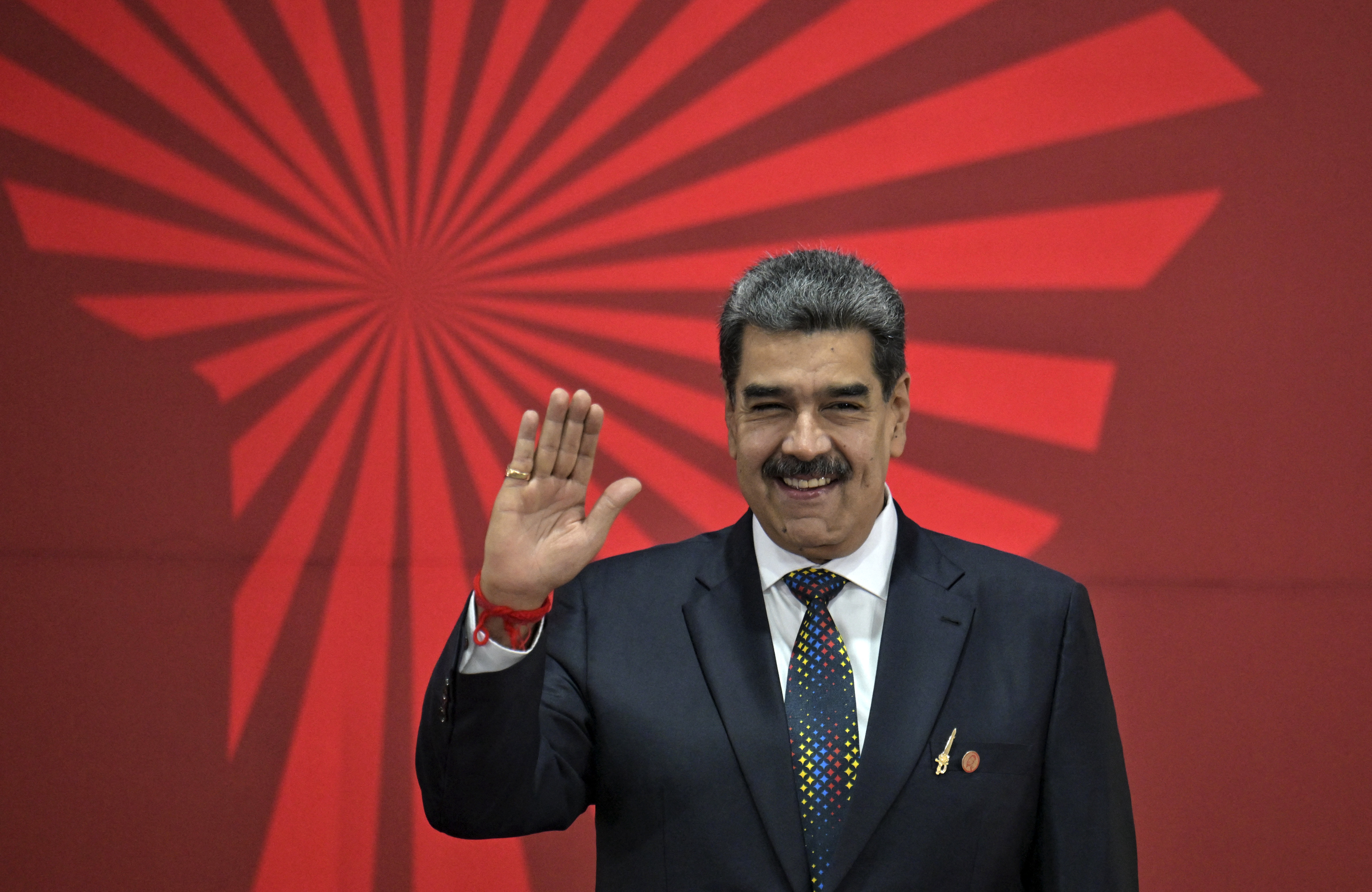 عملیات «نیزۀ جنوبی»؛ تیری در تاریکی