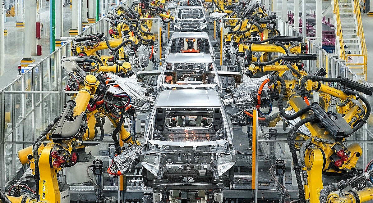 ضرورت حیاتی نظارت بر صنعت خودرو