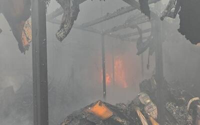 ۱۰ مصدوم در آتش‌سوزی کارخانه شیر پاستوریزه تهران