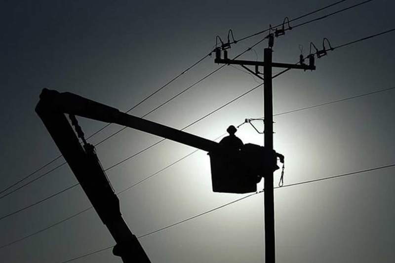 سرمایه‌گذاری؛ کلید حل مشکل برق ایران