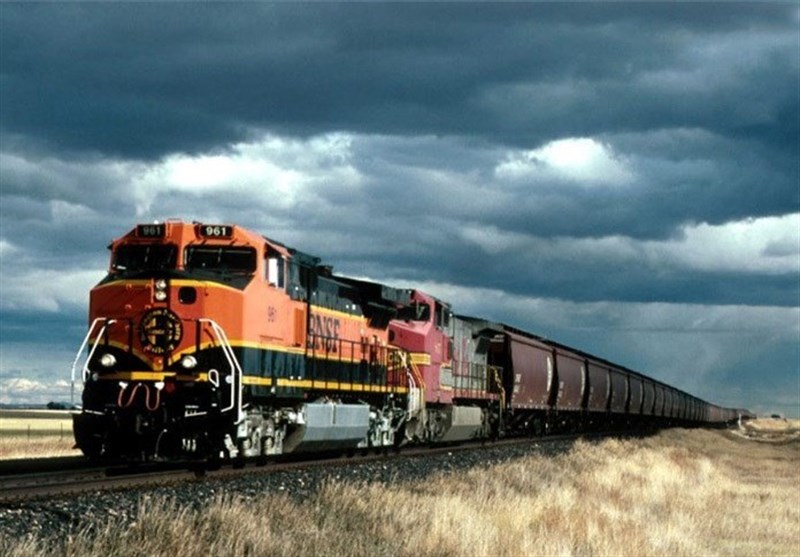 اولین قطار باری روسیه از اینچه برون به آپرین در ایران رسید