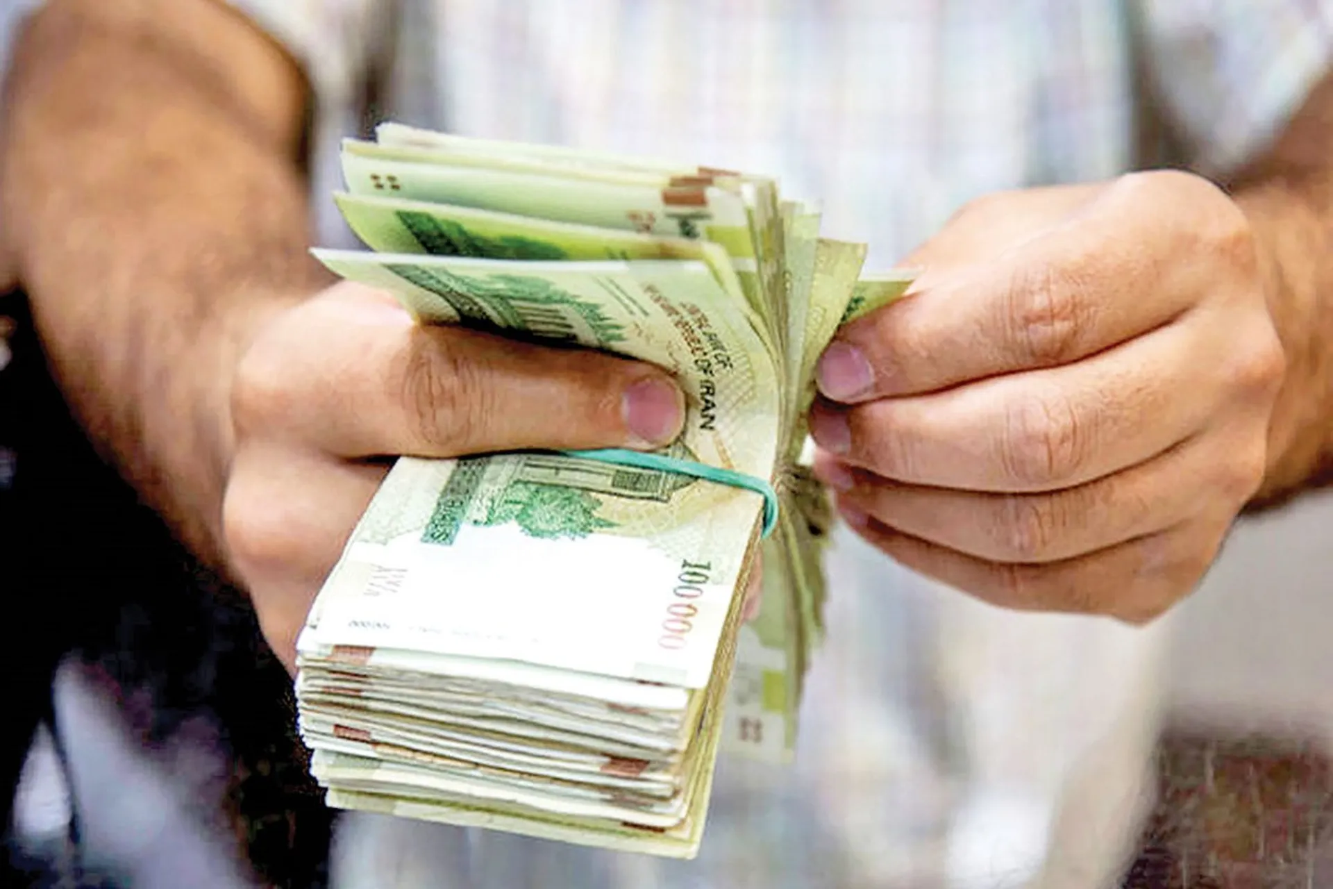 عیدی بازنشستگان و کارگران چقدر است؟