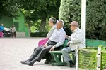 حقوق خرداد بازنشستگان کشوری تا ظهر جمعه واریز می‌شود