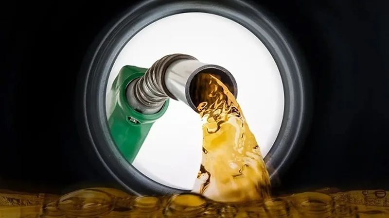 تعیین نرخهای جدید گازوئیل؛ عرضه به سه نرخ سهمیهای، نیمهیارانهای و آزاد