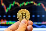 قیمت بیت‌کوین و رمزارزها امروز چهارشنبه ۲۳ مهر ۱۴۰۴