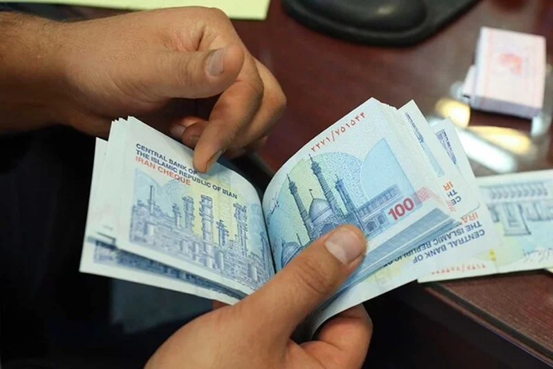 ۵۵ درصد از کل سپردههای بانکی کشور در استان تهران!