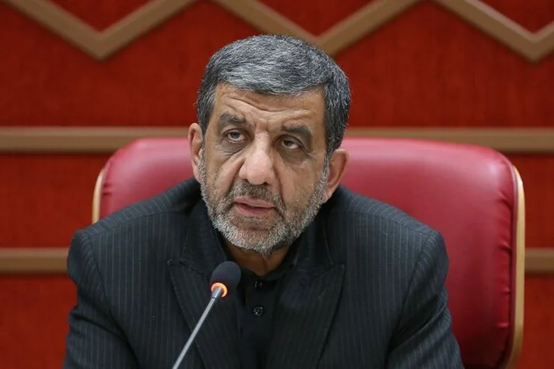 توصیه ضرغامی به پزشکیان در مورد سفر به آمریکا