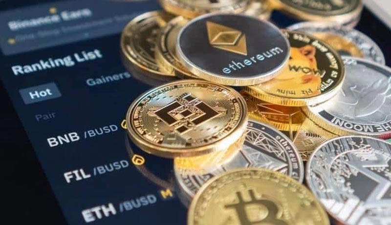 قیمت بیت کوین و ارز‌های دیجیتال امروز سه‌شنبه ۵ اسفند ۱۴۰۴