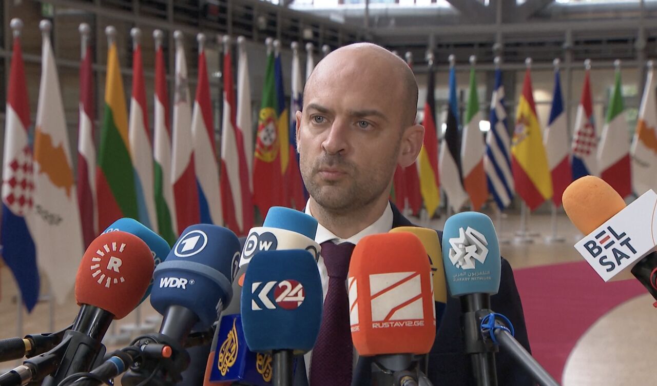 وزیر خارجه فرانسه: اگر تا پایان ماه اوت (ماه آینده میلادی) پیشرفت ملموسی در زمینه توافق هسته‌ای ایران حاصل نشود، «مکانیسم ماشه» را فعال می‌کنیم