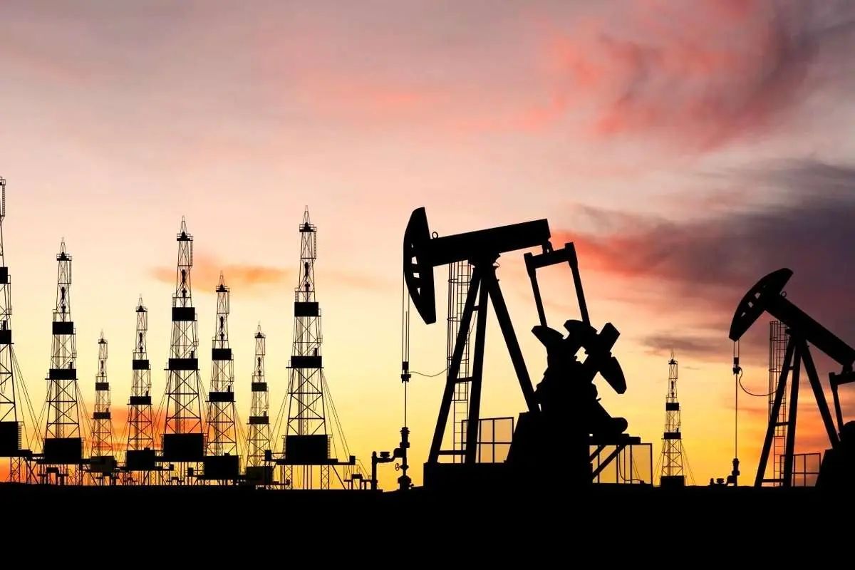 بلومبرگ: هند از پالایشگاه‌ها خواسته خرید نفت از آمریکا و ونزوئلا را در اولویت قرار دهند