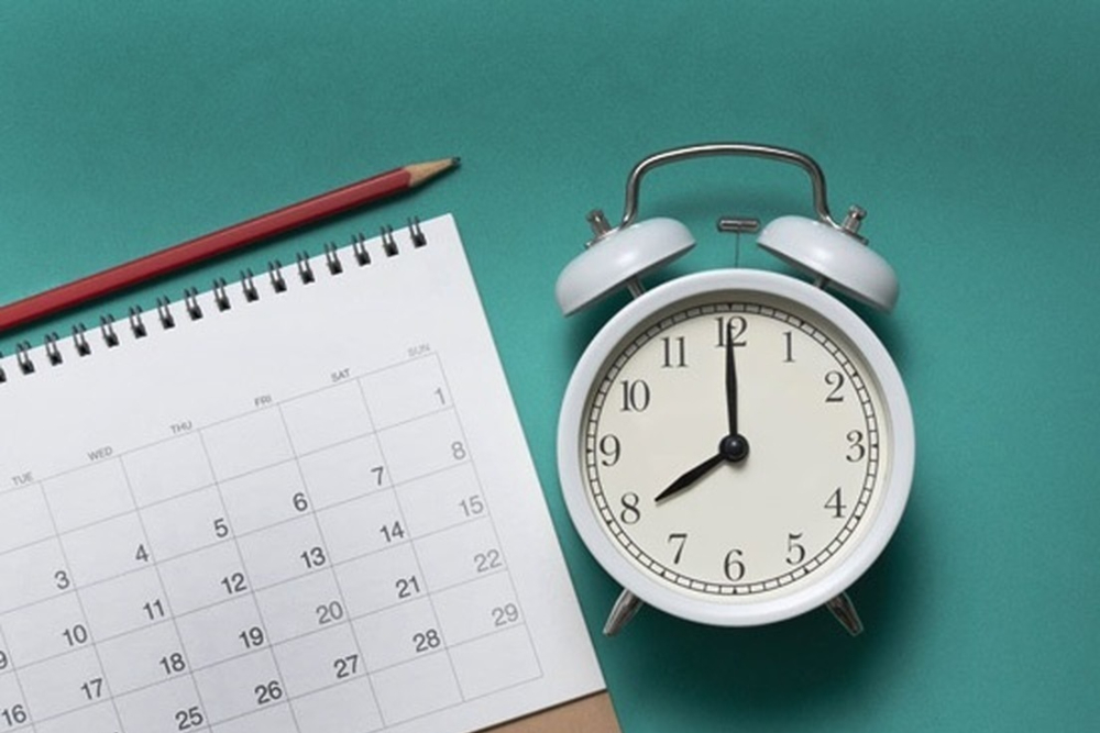 ساعت کاری ادارات تا نیمه شهریور تغییر نمی‌کند