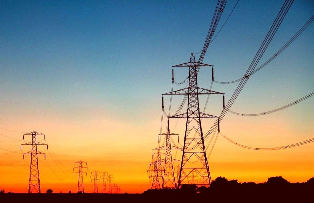 هشدار عضو کمیسیون انرژی: قطعی خطوط مخابراتی و بحران کم‌آبی در تابستان پیش رو