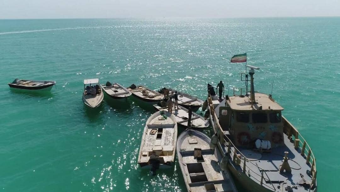 توقیف ۴۰۱ هزار لیتر سوخت قاچاق در آب‌های خلیج فارس