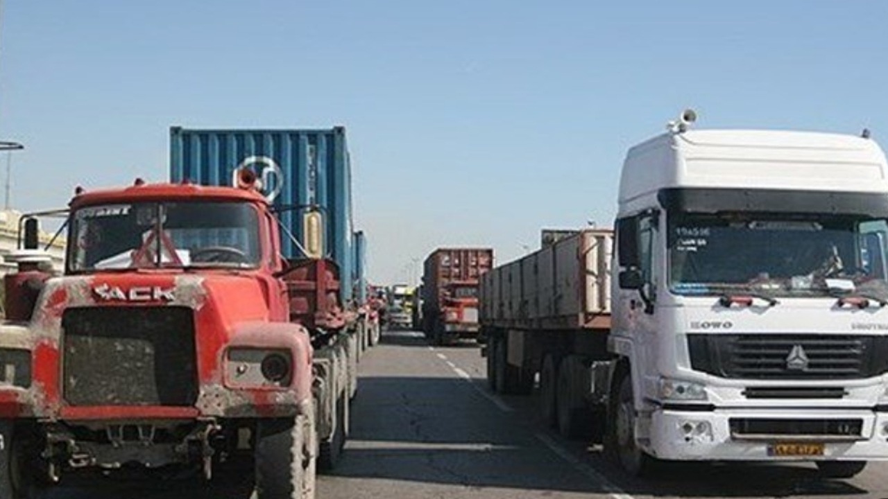 ممنوعیت ورود خودروهای سنگین به تهران از جمعه شب؛ جزئیات محدودیت‌های ترافیکی اعلام شد
