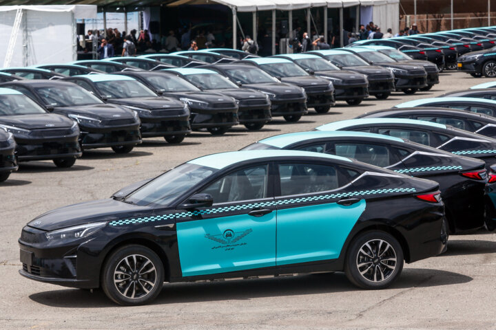 فراخوان ثبت‌نام تاکسی‌های فرسوده تهران از پایان فروردین