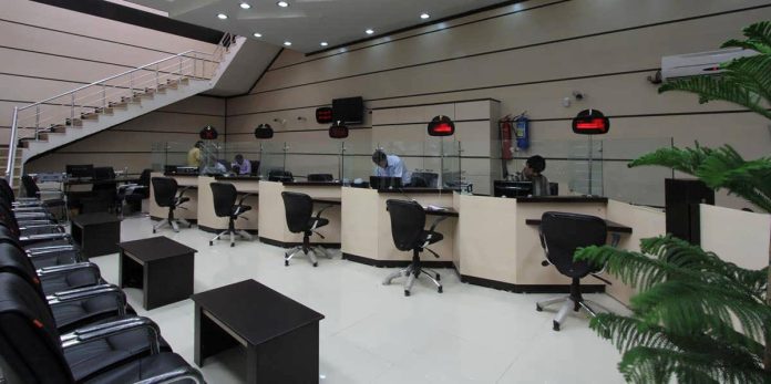 تعطیلی بانک‌های استان تهران در پی گرما و مدیریت مصرف آب و برق