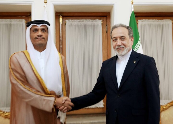 دیدار نخست‌وزیر قطر با عراقچی؛ رایزنی درباره تحولات منطقه