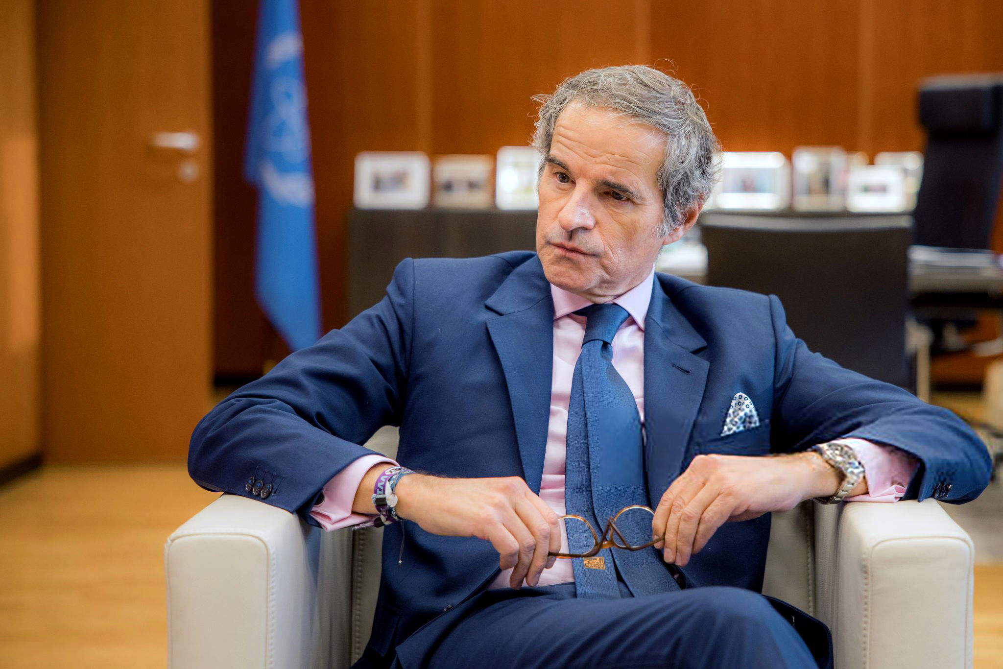 گروسی: ایران توان ساخت سانتریفیوژ و غنی‌سازی را حفظ کرده است / نگرانی تهران از حمله به ذخایر ۶۰ درصدی