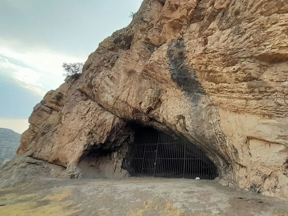 سند تک‌برگ غار تاریخی «کلدر» صادر شد