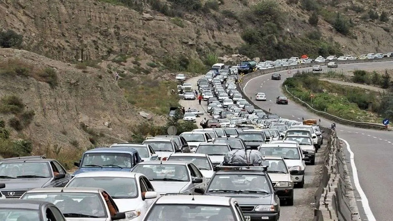 ترافیک سنگین در چالوس، هراز و آزادراه قزوین-کرج-تهران