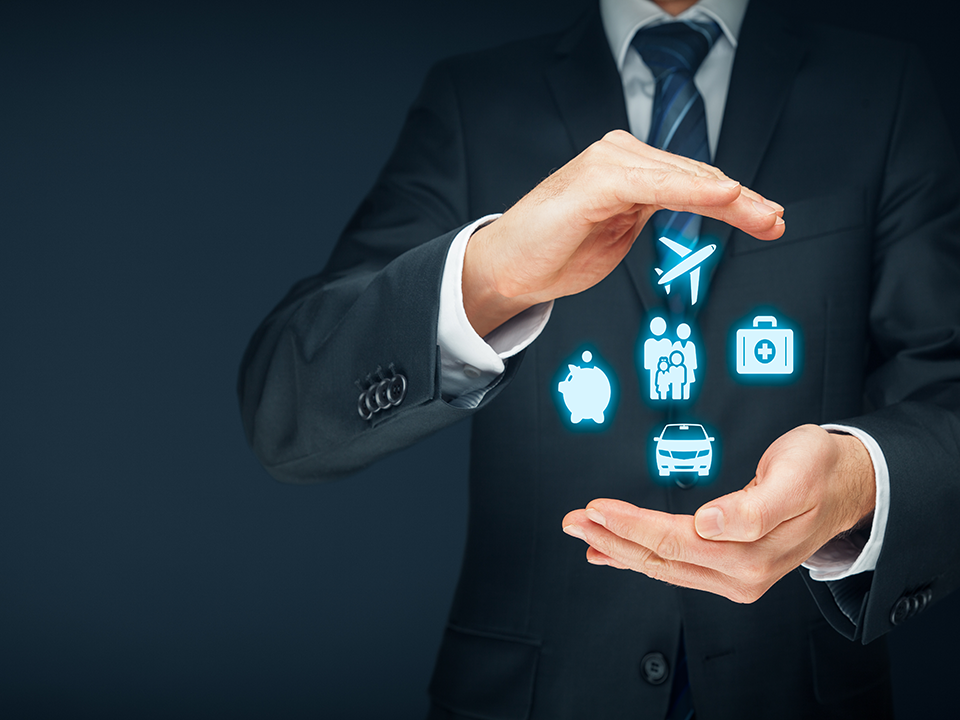 چالش‌ها و فرصت‌های صنعت بیمه