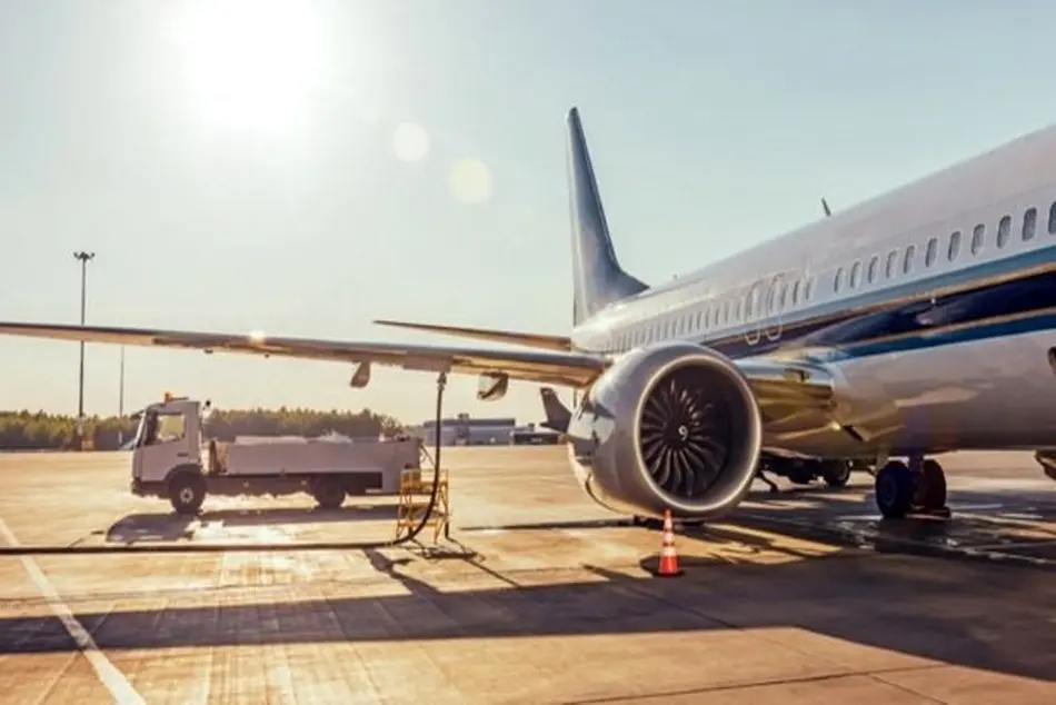 افزایش ۲۴ برابری قیمت سوخت هواپیما؛ شوک بزرگ به صنعت هوایی ایران