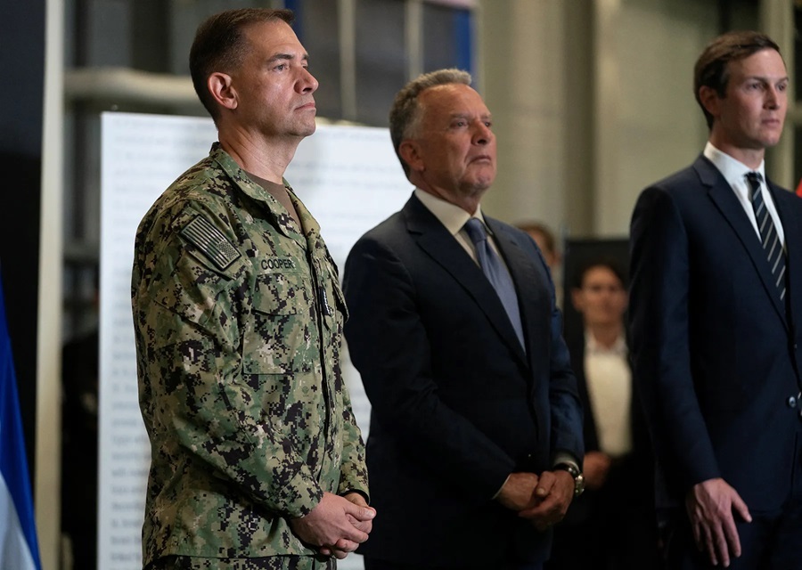 الجزیره: بالاترین فرمانده نظامی آمریکا در منطقه به مذاکرات عمان پیوست