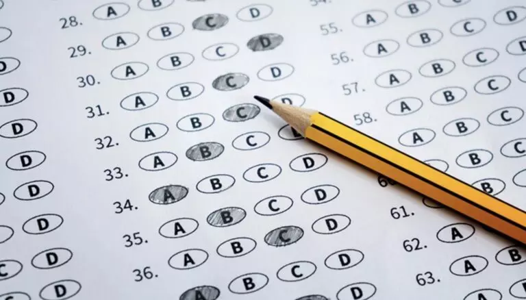 بیشترین و کمترین داوطلبان کنکور ۱۴۰۴ کدام گروه‌ها هستند؟