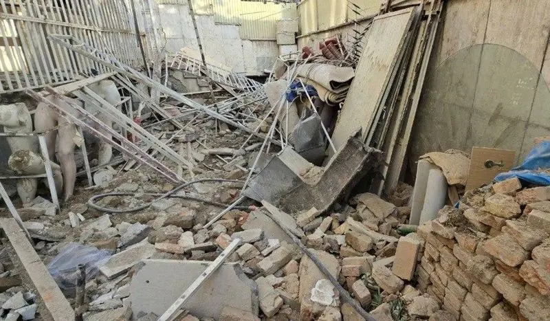 فیلم| جزئیات حادثه ریزش ساختمان قدیمی در خیابان جمهوری