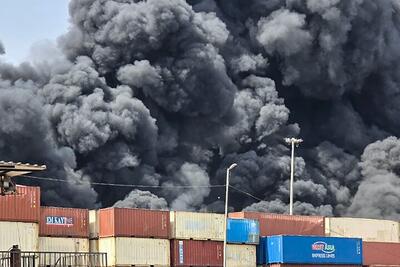 توضیح گمرک درباره آتش‌سوزی بندررجایی؛ محموله خارج از نظارت گمرک بود