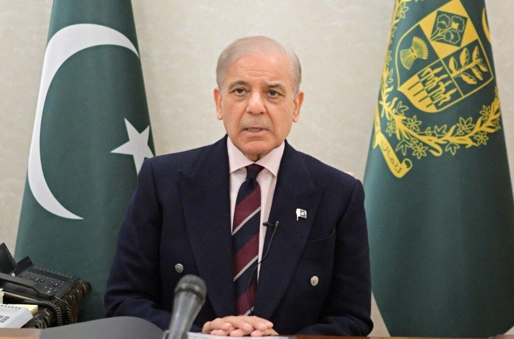 نخست وزير پاكستان به چين سفر مى كند