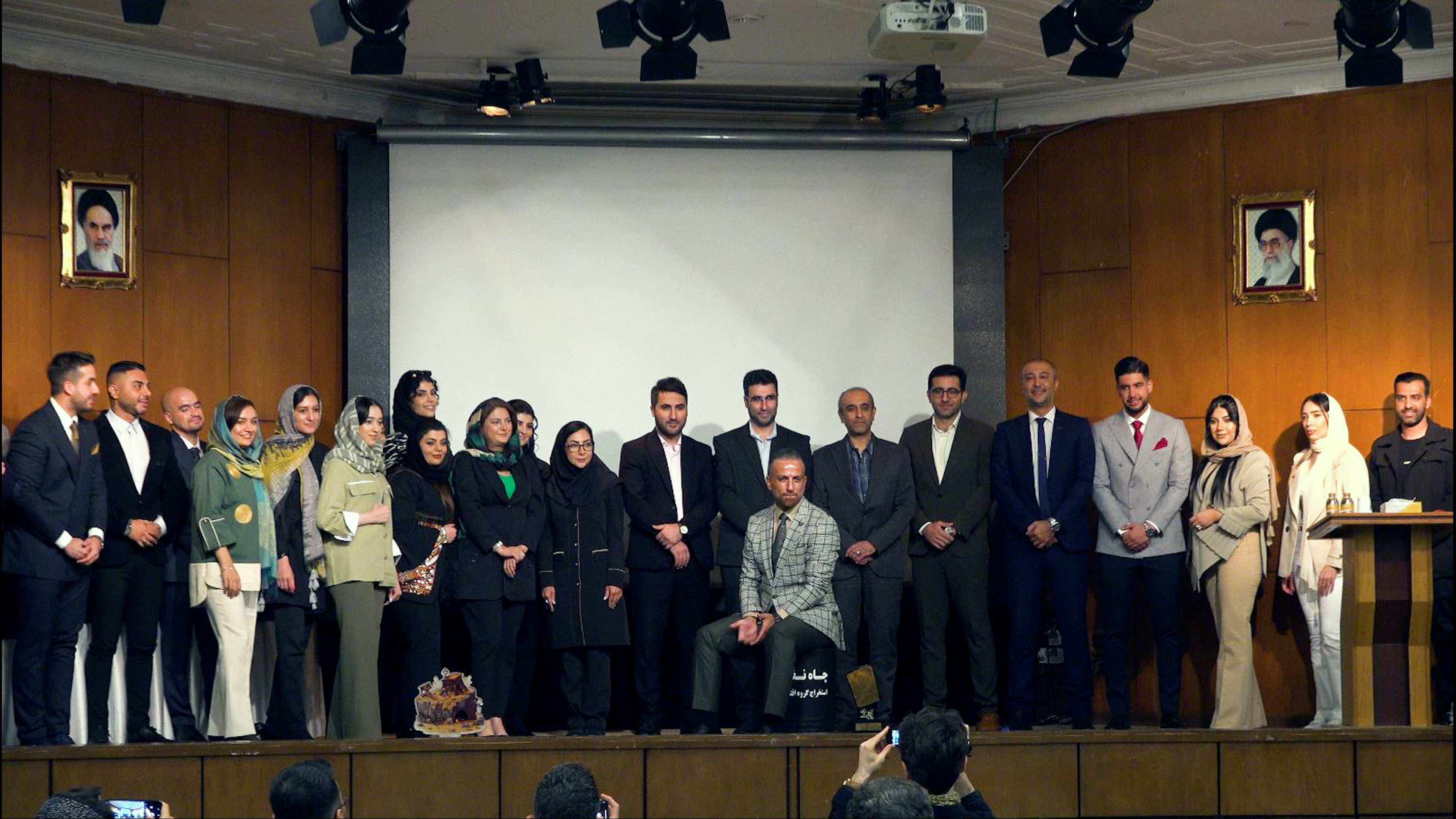 سازمان موفقیت مشابه یک هلدینگ وارد بازار کار خواهد شد