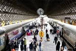 فروش بلیت قطارهای فوق‌العاده تهران - مشهد از ساعت ۱۷ امروز