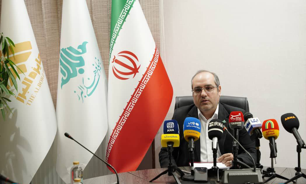 نشست خبری جایزۀ البرز 1404 در بخش نخبگانی برگزار شد؛ البرز نهادی پرچمدار و پیشگام وقف علمی کشور