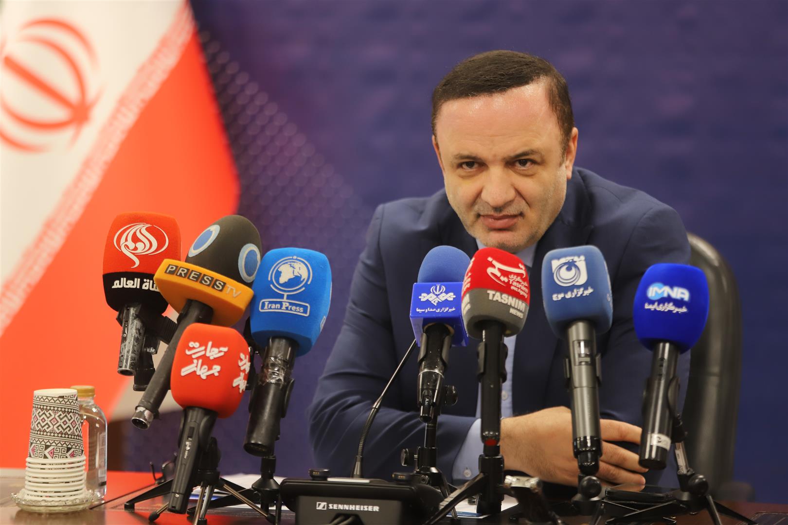 رفع محدودیت‌های تجارت در مناطق آزاد