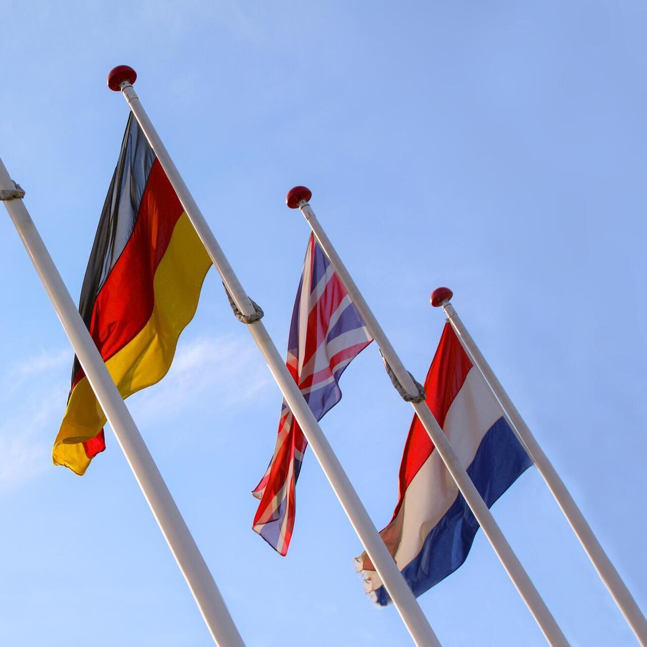 اولتیماتوم تروئیکای اروپا به ایران: مذاکرات هسته‌ای را تا پایان اوت از سر بگیرید