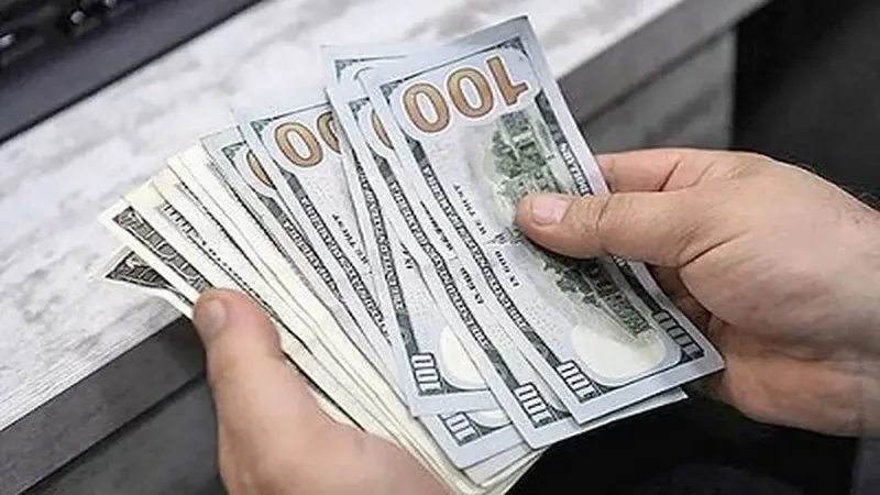 قیمت دلار فردایی؛ جمعه ۲۰ تیر ۱۴۰۴/ میل دلار به کاهش قیمت دوباره