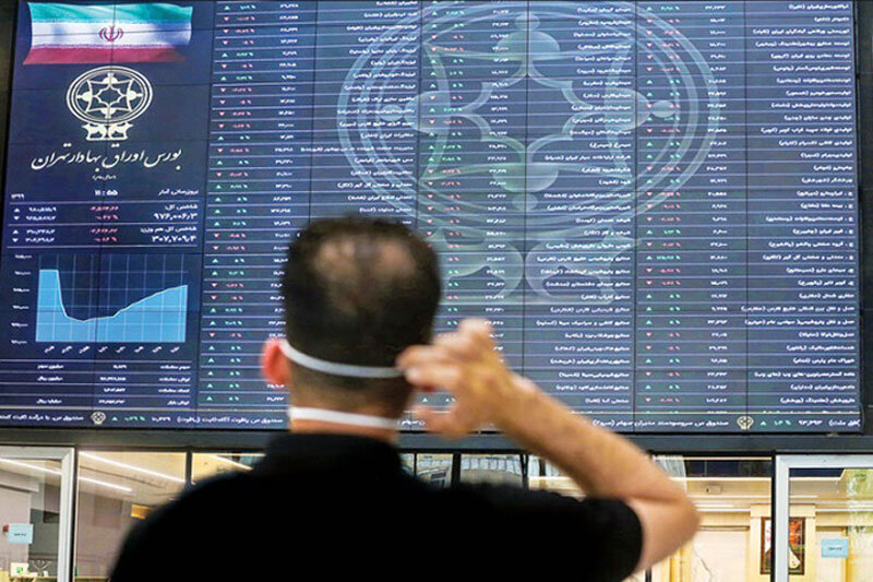 هشدار رئیس سازمان بورس در برابر قیمت‌گذاری دستوری در حوزه خودرو و پتروشیمی