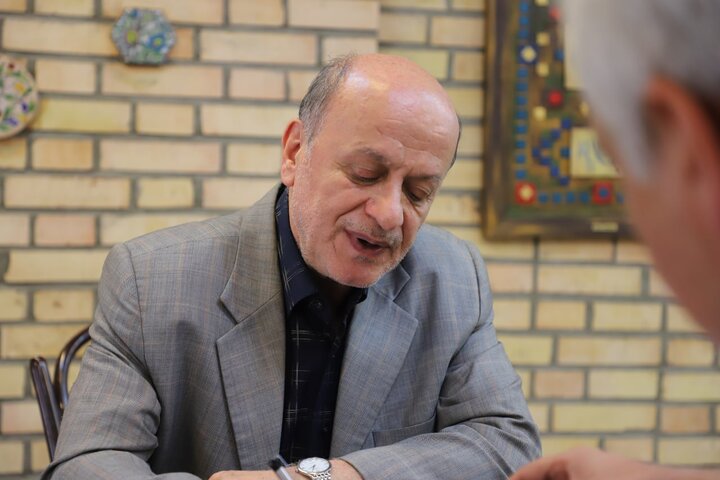 جوان‌سازی حکمرانی و پرهیز از رادیکالیسم