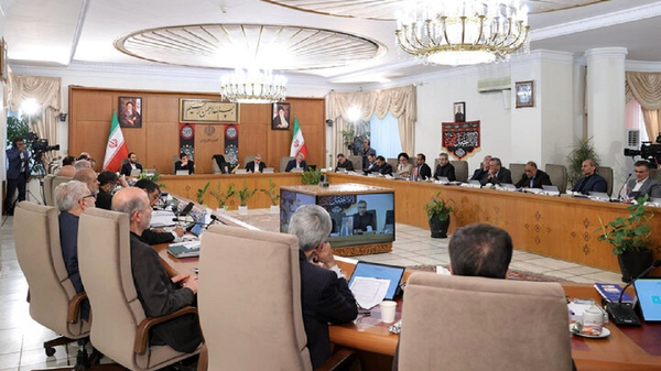 وزیر کشور: واگذاری برخی اختیارات دولت به استانداران تصویب شد