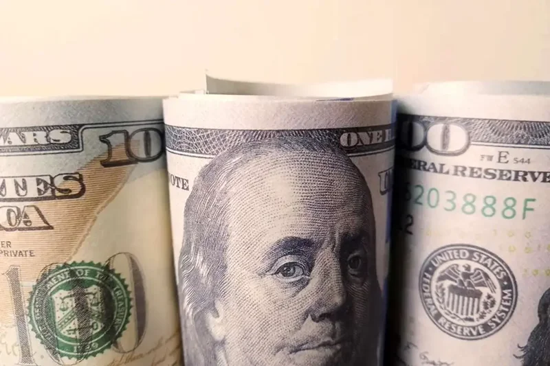 نرخ دلار در بازار ارز به ۱۱۵ هزار و ۴۴۰ تومان رسید