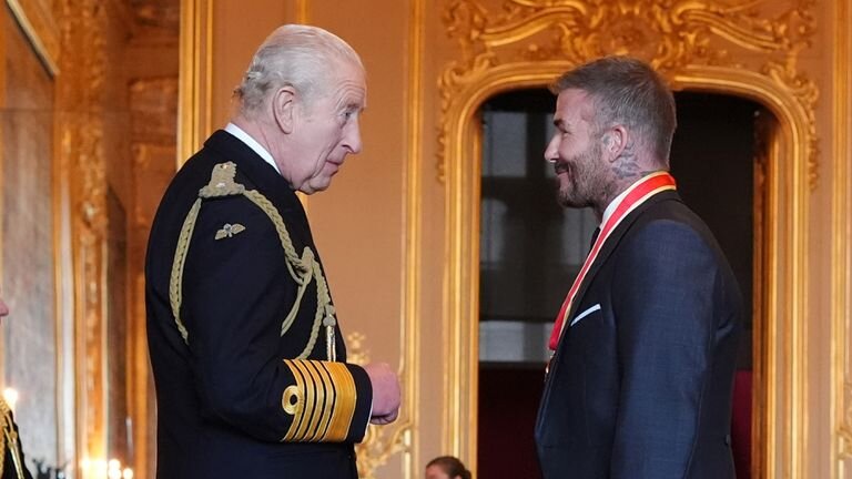 فیلم| اسطوره فوتبال انگلیس، دیوید بکام، به درجه شوالیه رسید