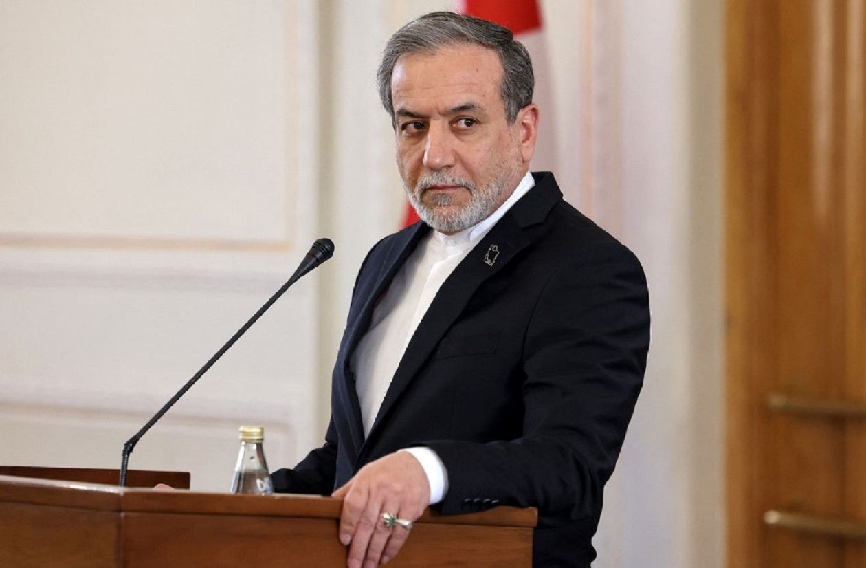 واکنش سیدعباس عراقچی به تصمیم ترامپ برای از سرگیری آزمایش سلاح‌های هسته‌ای: آمریکا خطرناک‌ترین عامل اشاعۀ هسته‌ای در جهان است